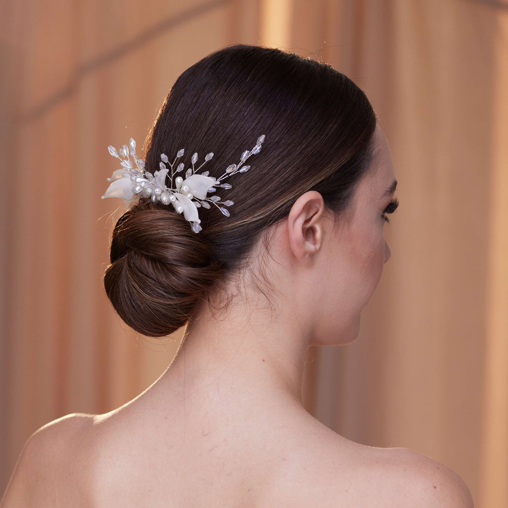 Elegant Crystal & Pearl Hair Comb