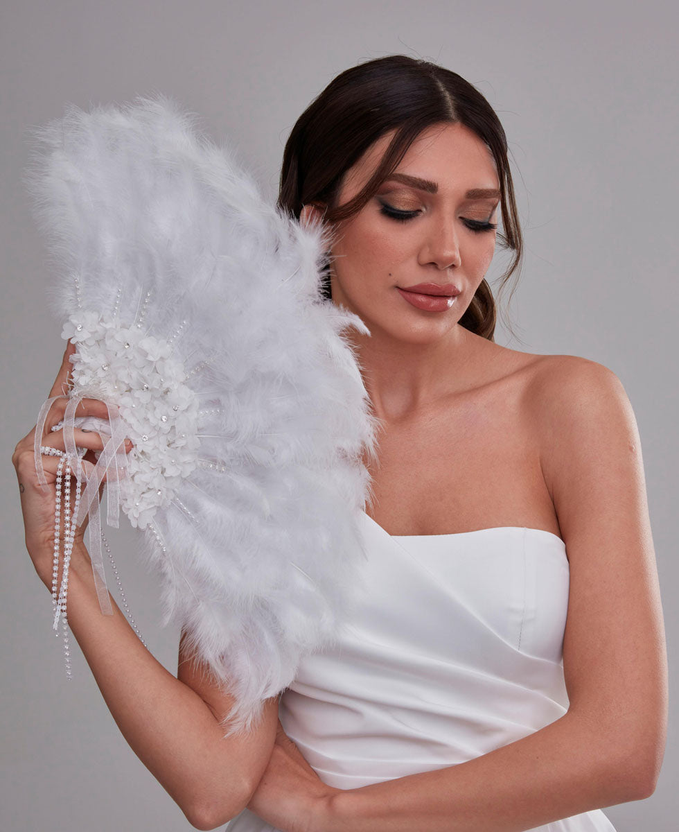 Luxurious Hand Fan with Feather