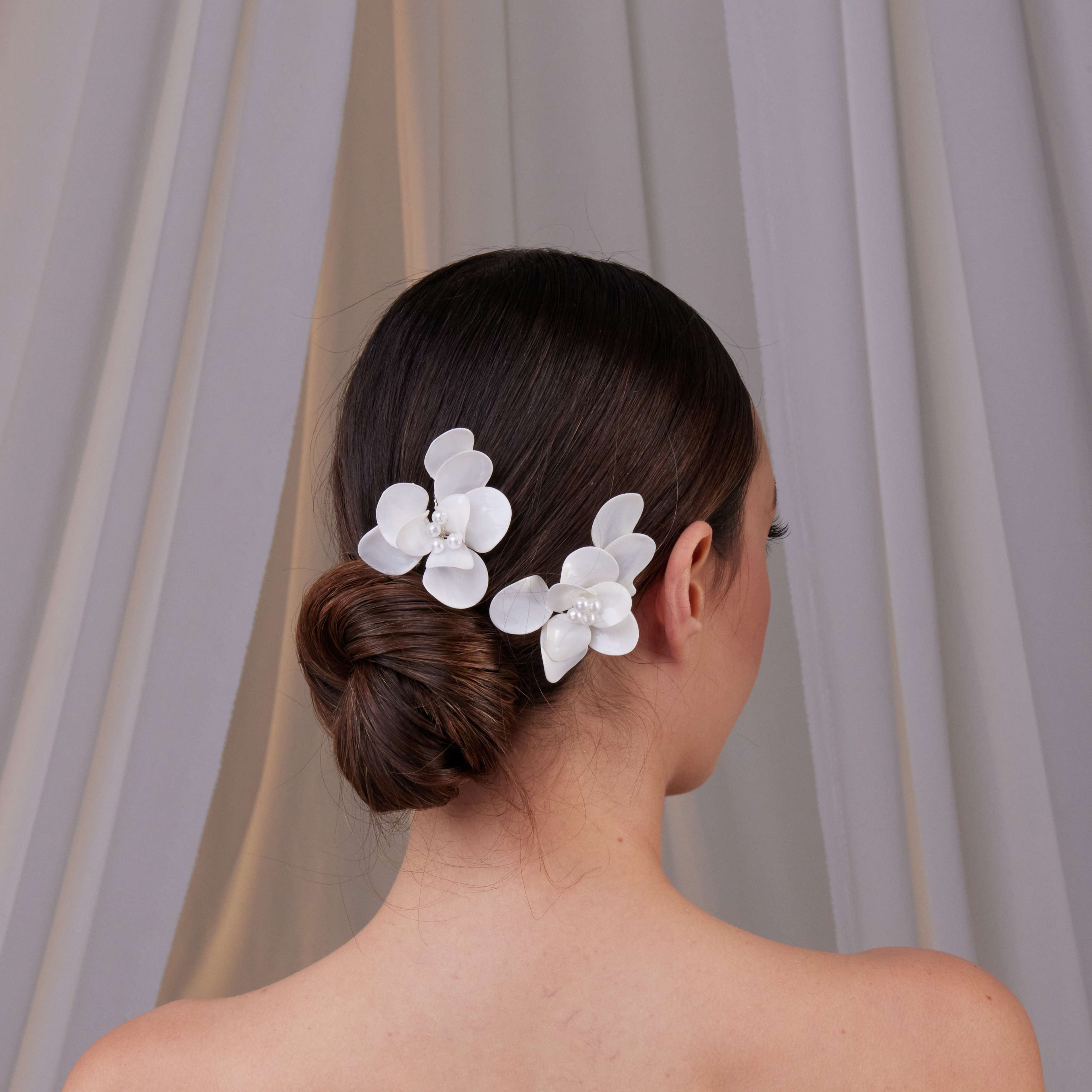 Two-Piece Resin Flower Hair Pin Set